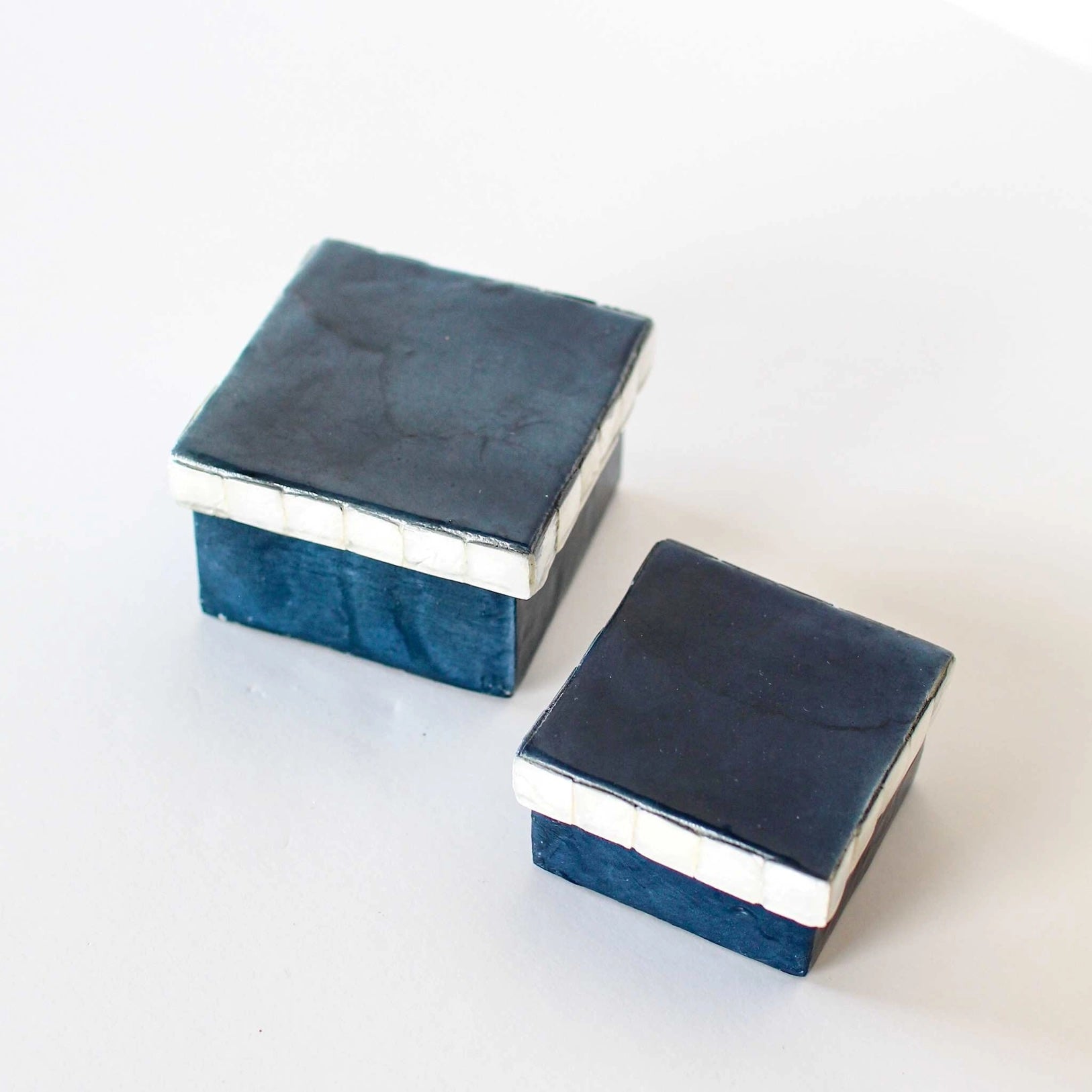 Capiz Square Nesting Boxes w/ Mosaic Lid Set/2 Blue/White - 3