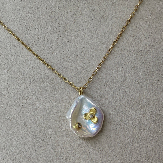 Keshi Pearl with Trillium & Diamond Necklace 17"