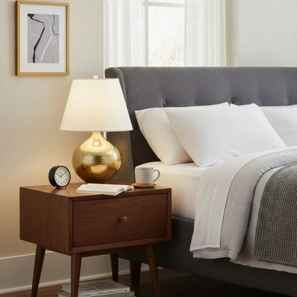 Dal Accent Lamp - Modern Brass with Oyster Linen Shade