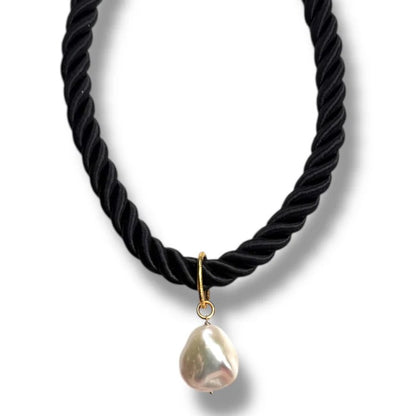 DMD N Bardot Baroque Pearl Necklace