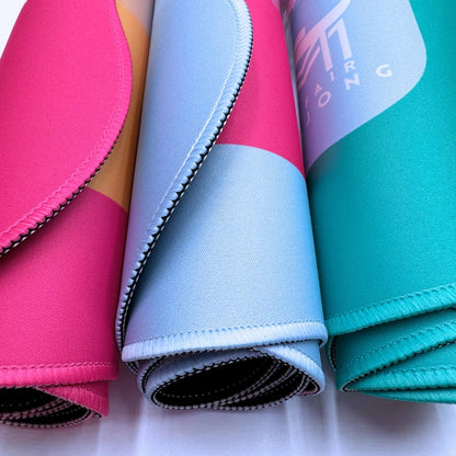 Mahjong Mat - Color Wave - Green Center with Pink Scallop