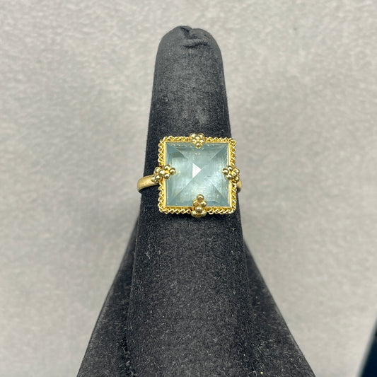 One of a Kind Aquamarine Ring in 18kt Gold