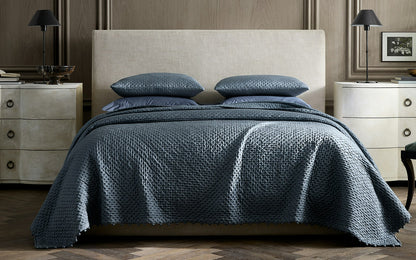 Margaret - Silk Pom Pom Edge Quilt