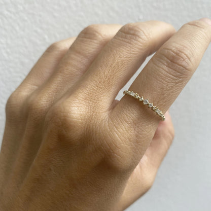 JKD R - Prelude Baguette Diamond Ring; 14kt YG; 7
