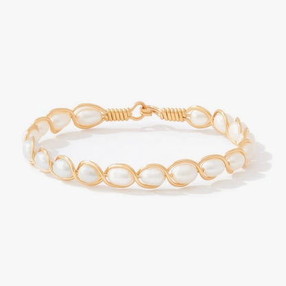 Natural Charm Bracelet - White Pearls