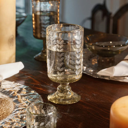 Vidrio D'Laurel Stemware - Laurel Etched
