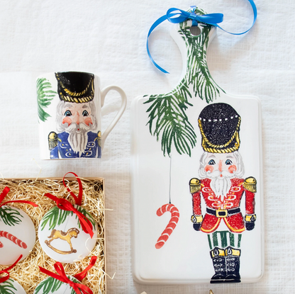 VTR Nutcracker - Cheese Board 17"