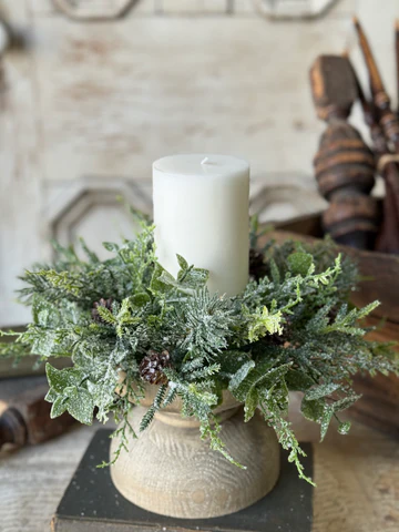 L&V Snowy Cedarcone Candle Ring - 4"