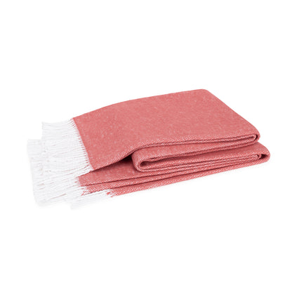 Pezzo Throw