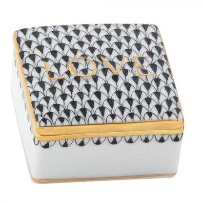 HND Figurine - Love Box - Black