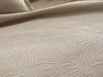 Caribbean Matelasse Quilted Coverlet - Natural - King - 112" X 98"