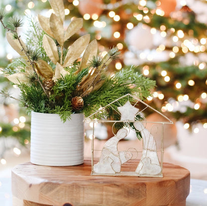 DEK Capiz Nativity House W/Star (NAT/GO)