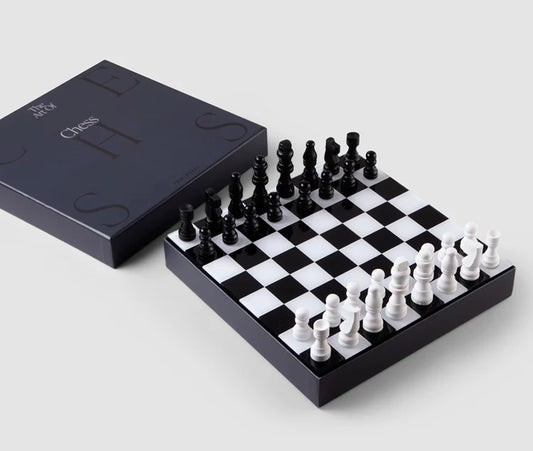 PWK The Art of Chess - Classic Black & White