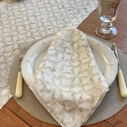 Shamrock Napkin 22" - Champagne