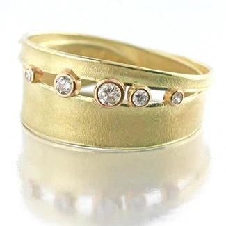 Wide Blade of Grass Ring with Diamonds in 18kt Gold