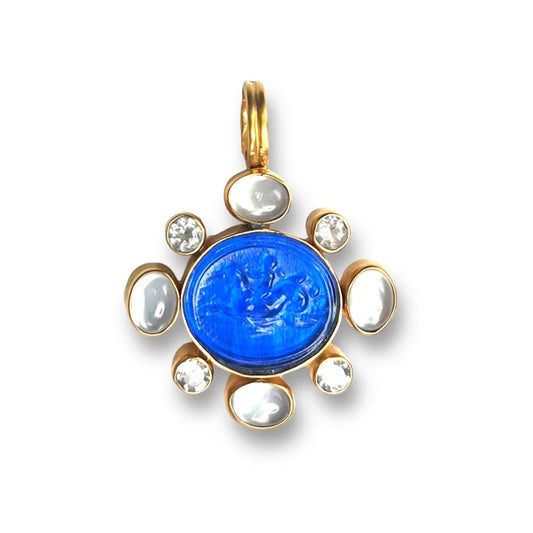 Intaglio Enhancer - Cupid in Blue with Mother of Pearl