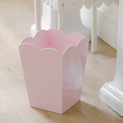 Scalloped Bin in Pale Pink 12"