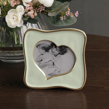 Encanto - Curved Heart Frame - Pistachio 5x5