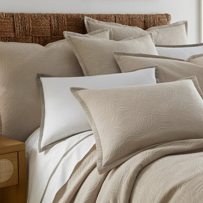 Caribbean Matelasse Quilted Coverlet - Natural - King - 112" X 98"